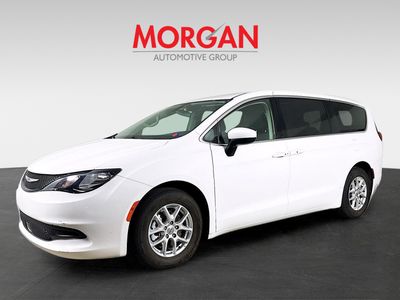 2022 Chrysler Voyager - Photo 4
