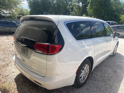 2022 Chrysler Voyager - Photo 36