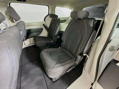 2022 Chrysler Voyager - Photo 24