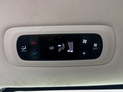 2022 Chrysler Voyager - Photo 25