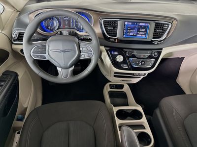 2022 Chrysler Voyager - Photo 22