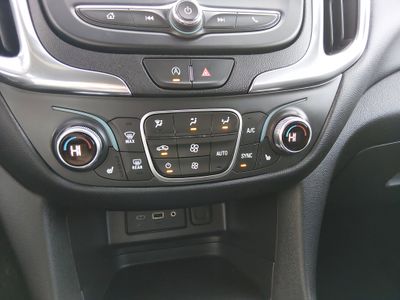 2024 Chevrolet Equinox — photo 21 view