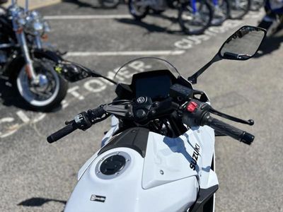 2026 Suzuki GSX-8R - Photo 10
