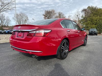 2016 Honda Accord Sedan 4dr I4 CVT Sport W/ Sensing — photo 7 view