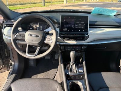 2024 Jeep Compass - Photo 13