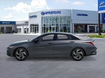 2026 Hyundai Elantra - Photo 3