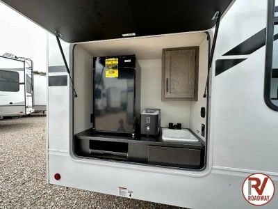 2026 Forest River RV Cherokee Arctic Wolf — photo 7 view