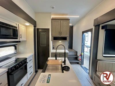 2026 Forest River RV Cherokee Arctic Wolf — photo 13 view
