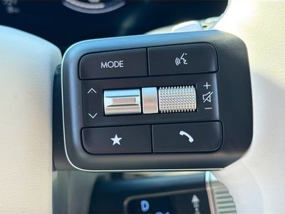 2026 Hyundai SANTA FE HYBRID — photo 34 view