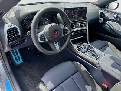 2026 BMW 8 Series — photo 7 view