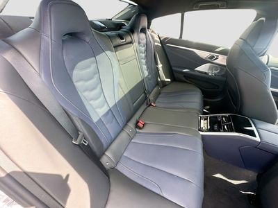 2026 BMW 8 Series — photo 22 view