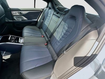 2026 BMW 8 Series — photo 19 view