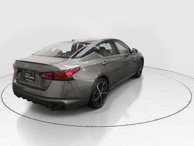 2023 Nissan Altima — photo 7 view