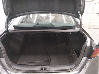 2023 Nissan Altima — photo 11 view