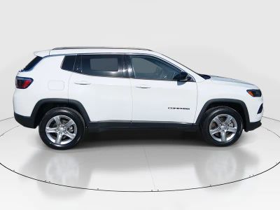2024 Jeep Compass - Photo 8