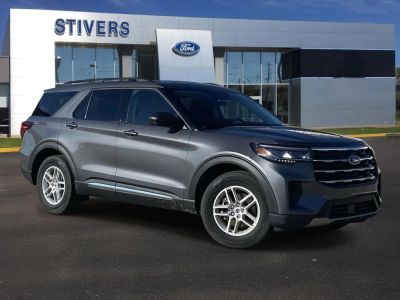 2025 Ford Explorer - Photo 1