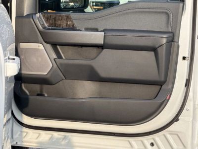 2025 Ford F-250SD - Photo 14