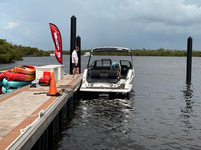 2025 Scarab 285 LX - Photo 5