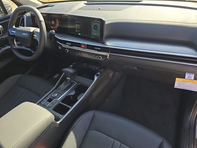 2026 Kia Sorento — photo 13 view