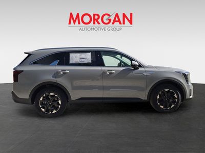 2026 Kia Sorento — photo 9 view