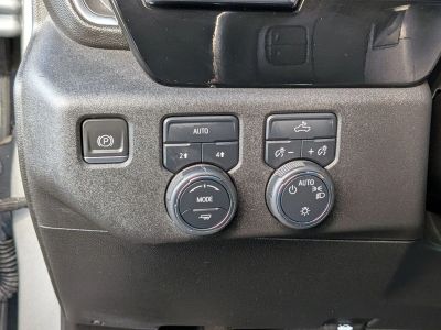 2023 Chevrolet Silverado 1500 — photo 13 view