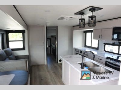 2026 Jayco Jay Feather — photo 8 view