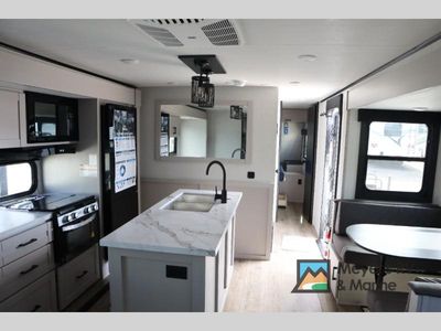 2026 Jayco Jay Feather — photo 9 view