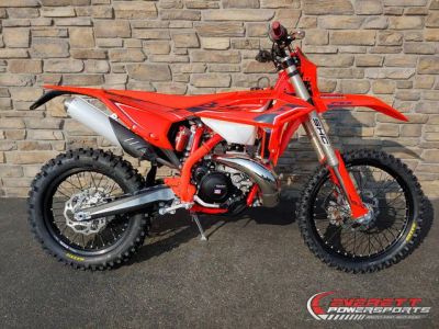 2026 Beta 300 RR XPRO — front three-quarter view