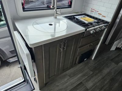 2025 Dynamax Isata 3 - Photo 17