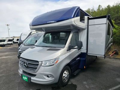 2025 Dynamax Isata 3 - Photo 3