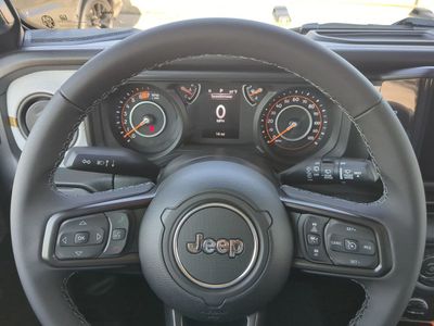 2026 Jeep Wrangler — photo 27 view