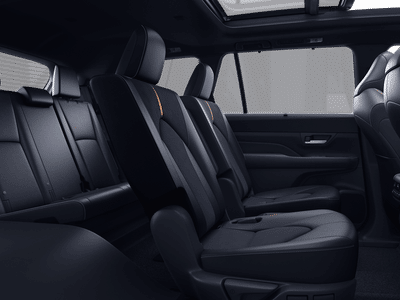 2026 Toyota Grand Highlander Hybrid - Photo 2