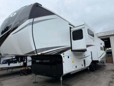 2026 Jayco Pinnacle — rear three-quarter view