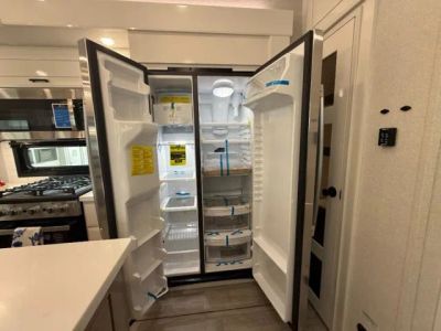 2026 Jayco Pinnacle — photo 8 view