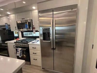 2026 Jayco Pinnacle — photo 9 view