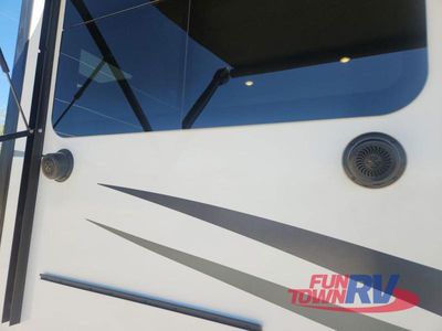 2023 Forest River RV Flagstaff Super Lite - Photo 17
