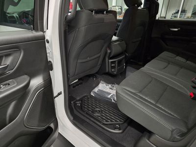 2026 Ram 1500 — photo 31 view
