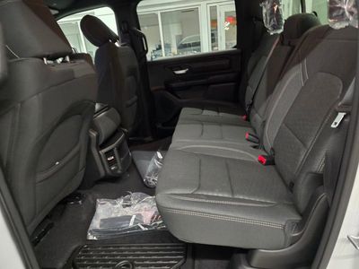 2026 Ram 1500 — photo 32 view