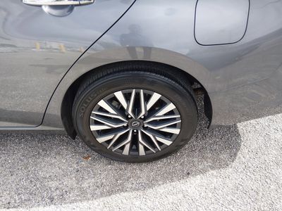 2024 Nissan Altima — photo 10 view