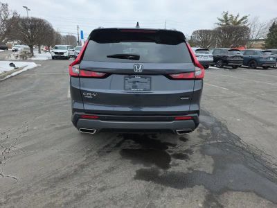 2024 Honda CR-V Hybrid Sport Touring — photo 7 view