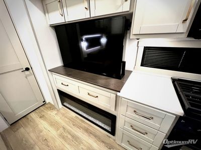 2025 Brinkley RV Model Z - Photo 10