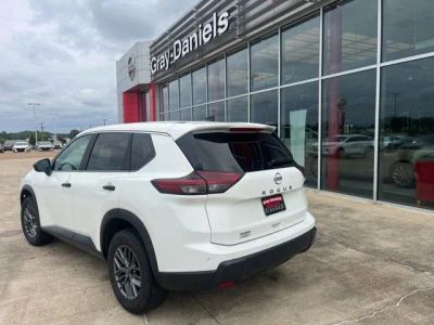 2024 Nissan Rogue - Photo 2