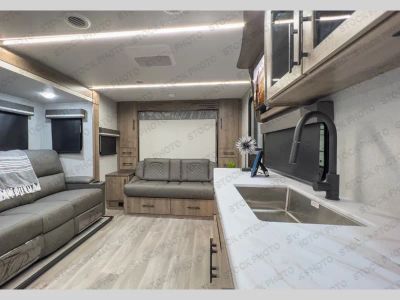 2024 Grand Design Imagine XLS - Photo 13