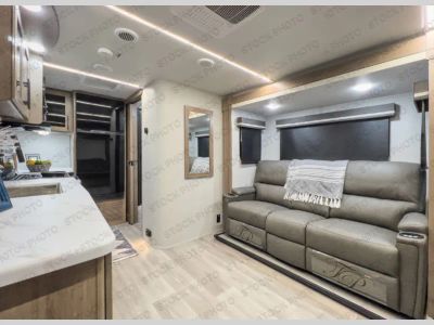 2024 Grand Design Imagine XLS - Photo 14