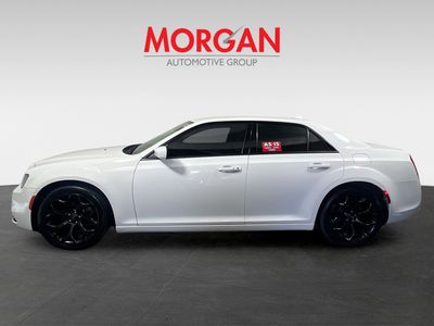 2019 Chrysler 300 - Photo 6