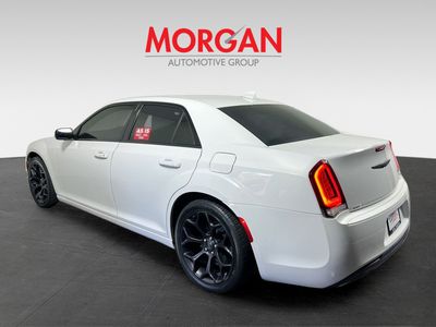 2019 Chrysler 300 - Photo 5