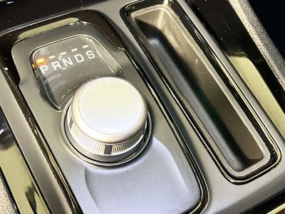 2019 Chrysler 300 - Photo 21