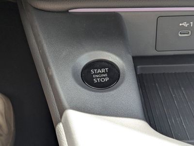2026 Nissan Sentra — photo 28 view