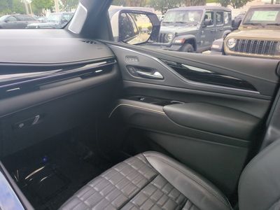 2023 Cadillac Escalade - Photo 18