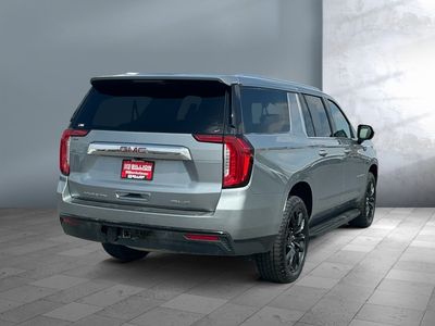 2024 GMC Yukon XL - Photo 2